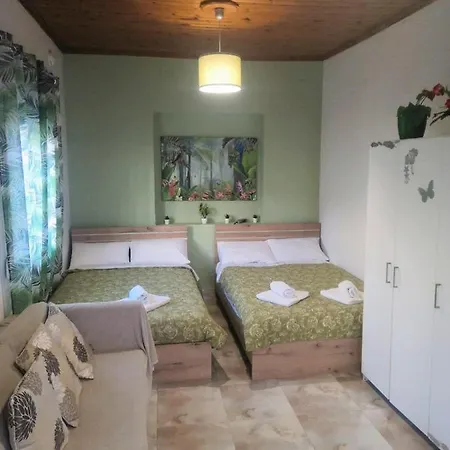 Hall House Βόλος